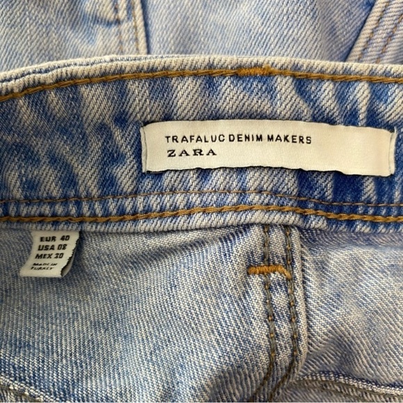 Zara Trafulac - Boyfriend Denim Short in Island Blue - 8 Turkey - Picture 5 of 11